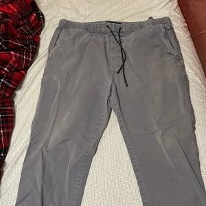 American Eagle Joggers